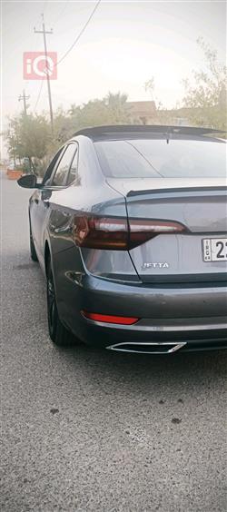 ڤۆڵکسواگن جێتا